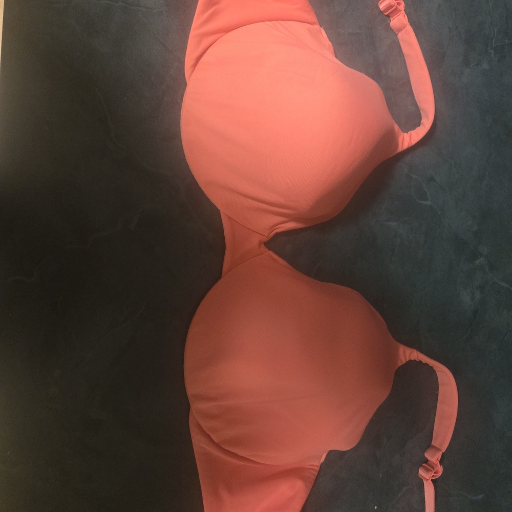Women’s Seamless Full-Coverage Bra - Coral Pink